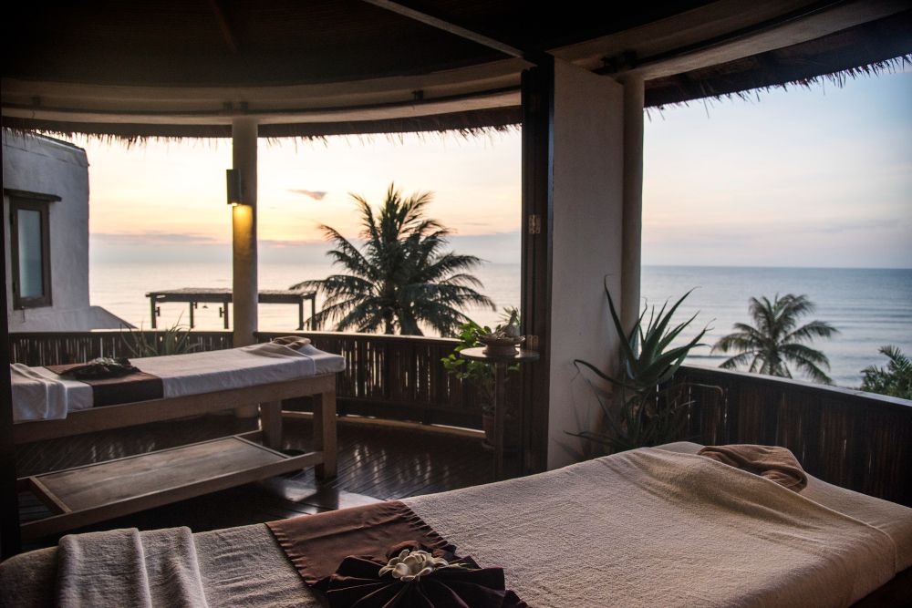 The Charm of Coastal Living: Exploring Beachfront Real Estate