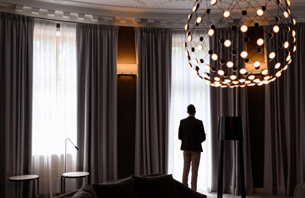 Affordable Luxury: Secrets to Scoring Premium Properties Without the Premium Price